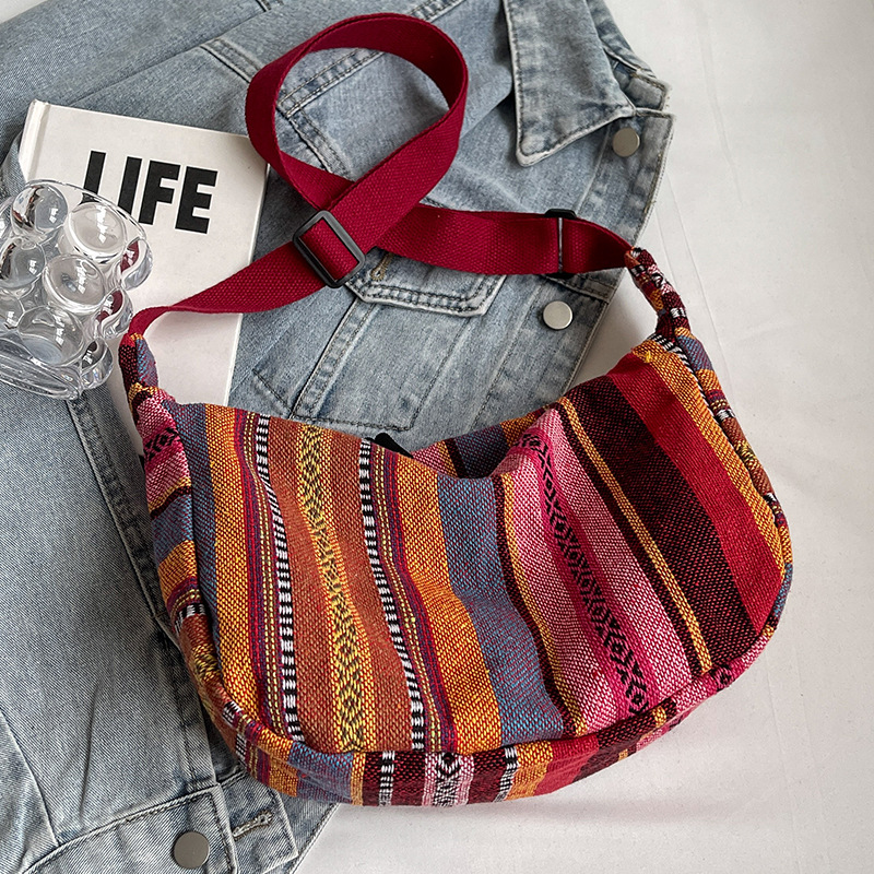 Image of Large Capacity Ethnic Fashion Crossbody Dumpling Bag Easy Matching Shoulder Bag For Women