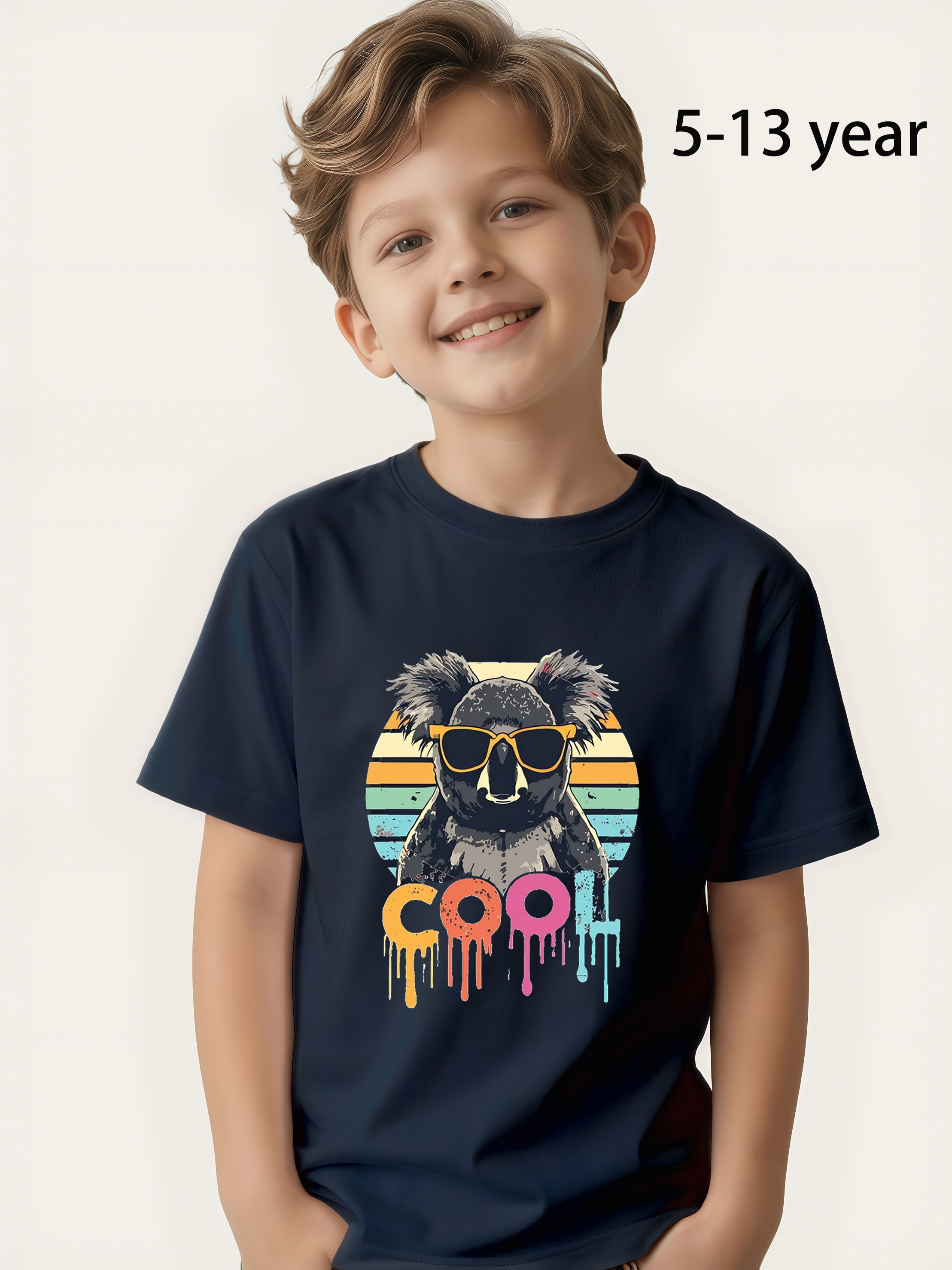 Magliette a maniche corte da bambino e bambina, modello popolare cross-border, con occhiali Koala + stampa minimalista COOL con inchiostro a goccia, versatili e snellenti, traspiranti e resistenti all'usura, adatte per un'estetica multi-paese, abbigliamento basic per bambini dai 5 ai 13 anni