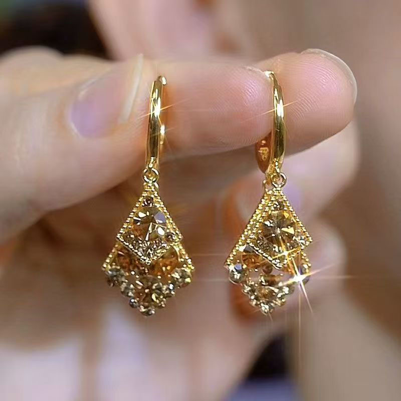 TEMU A Pair Of Small Coffee Colored Double-layer Ear Buckles, Light Luxury, Versatile And High-end, Designer Products, High-quality Women's Jewelry