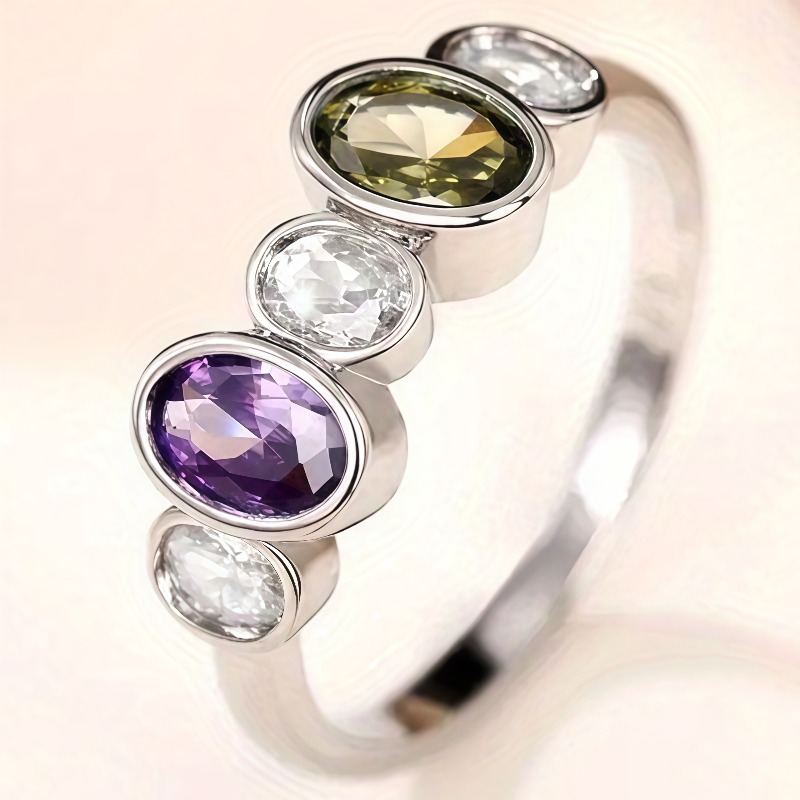 E-shop Einzigartiger Persönlichkeitsring mit Einlage aus grün-lila synthetischem Zirkonia für Party, , , Freizeit, Urlaub, Schmuck-Accessoires, für