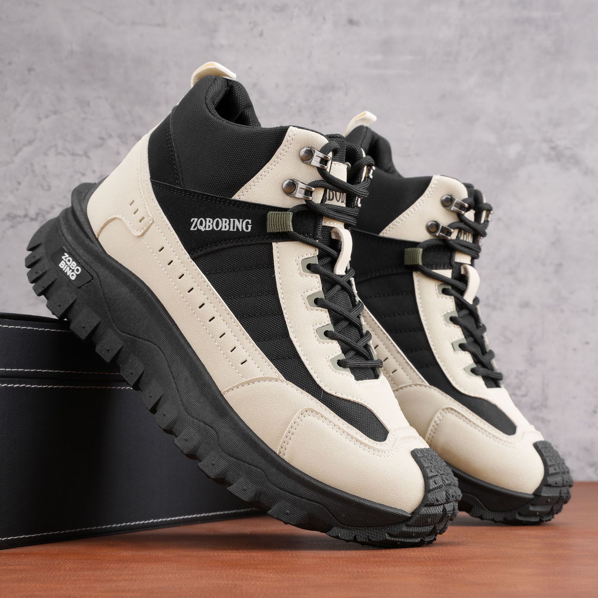 Unisex High-Top Hiking Boots for Winter Trekking