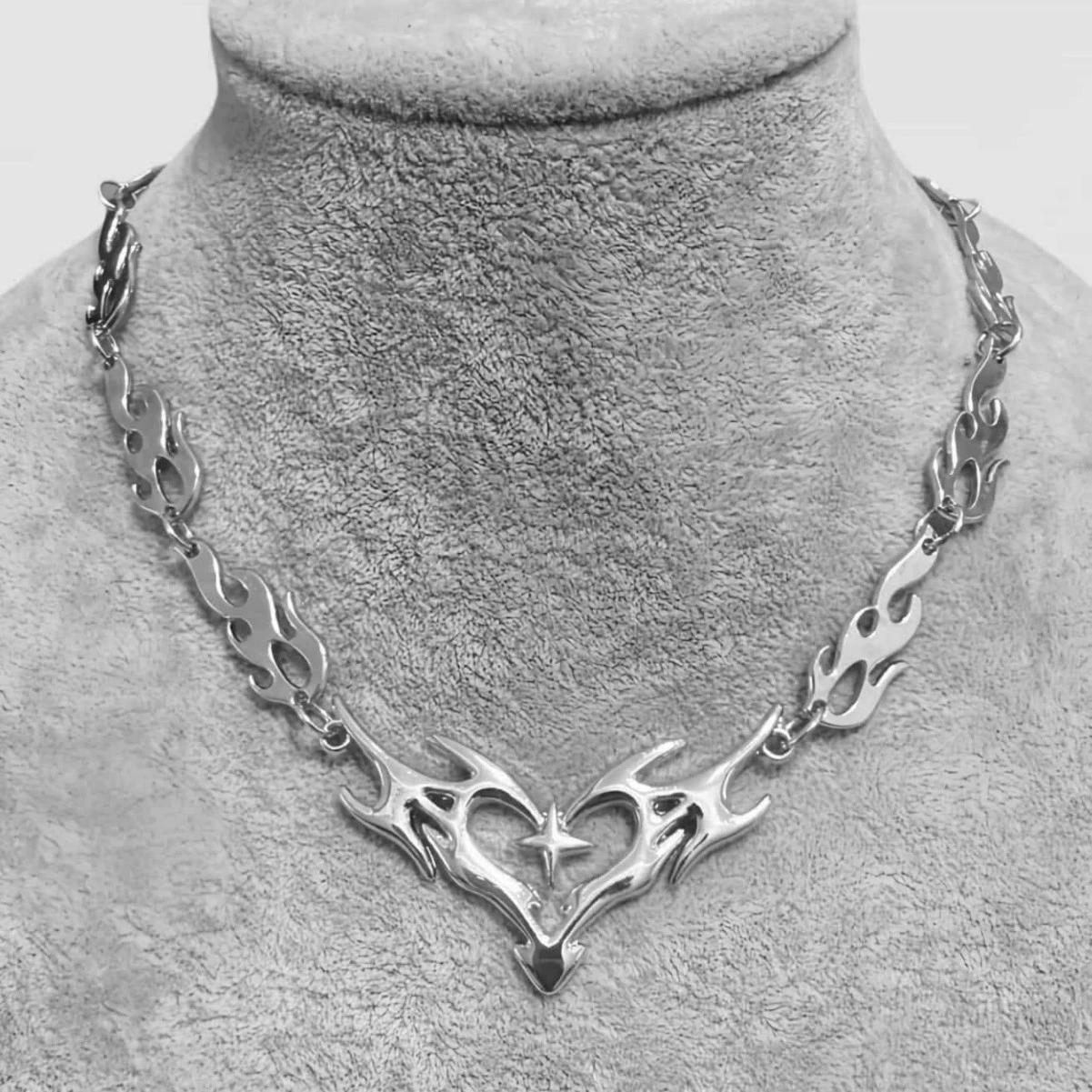 TEMU 1pc Medieval Retro Thorn Out Cool Necklace, Hip-hop Flame Chain Pendant For Men And Women, Valentine's Day Gift