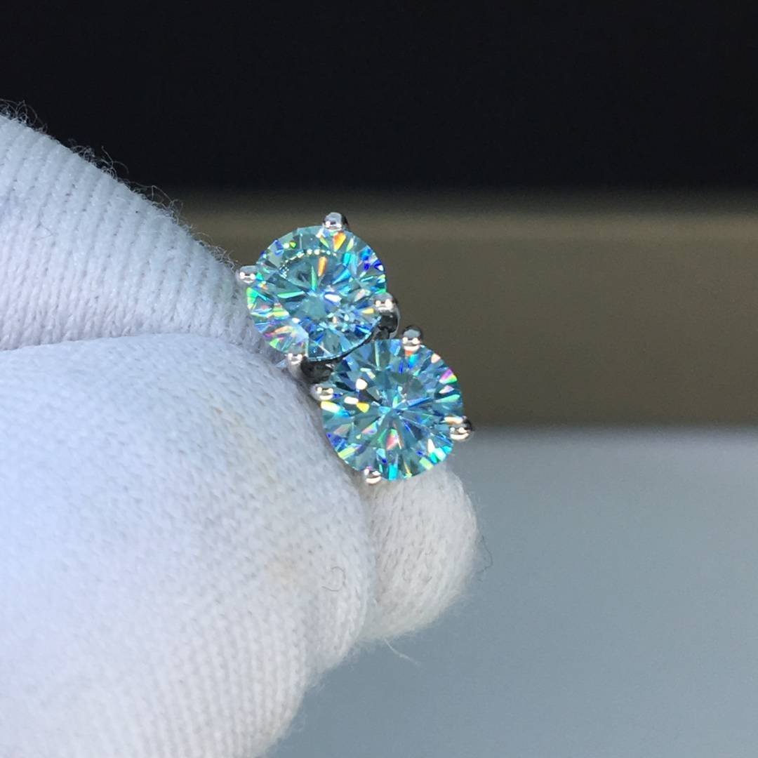 TEMU 1 Pair 0.5 Carat Blue Vvs Moissanite Stud Earrings, 0.8g 925 Silvery, Elegant And Delicate Vvs Moissanite Accessory, Suitable For Any Special