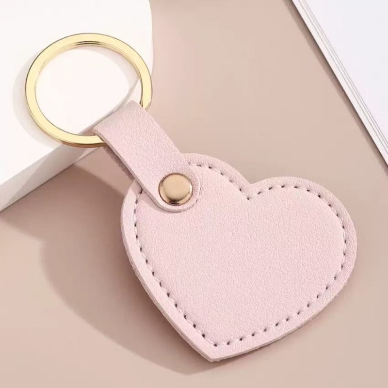 TEMU Heart-shaped Keychain With A Custom Name, A Mini Backpack Accessory, Adorable Multicolored Heart Charm, Perfect As A Bag Pendant For Your