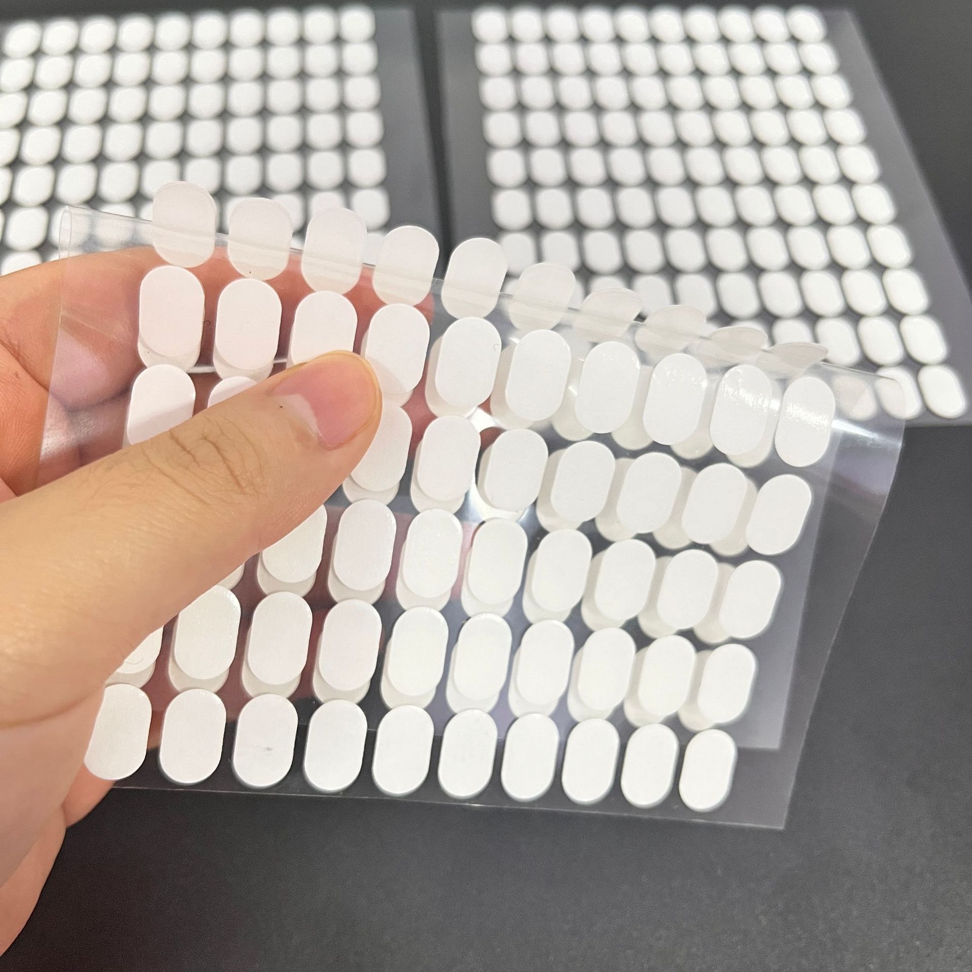 TEMU 500pcs Double-sided Tape Strong Adhesive Transparent Gel Sticker For Nail Art Practice Stand Fixing Tips Template Application Non-residue