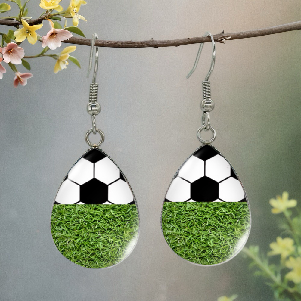 TEMU 1 Paire de Boucles d'Oreilles Pendantes Uniques en Patchwork de Gazon Synthétique de Football, Terrain de Foot, du Ballon, Cadeau Accessoire