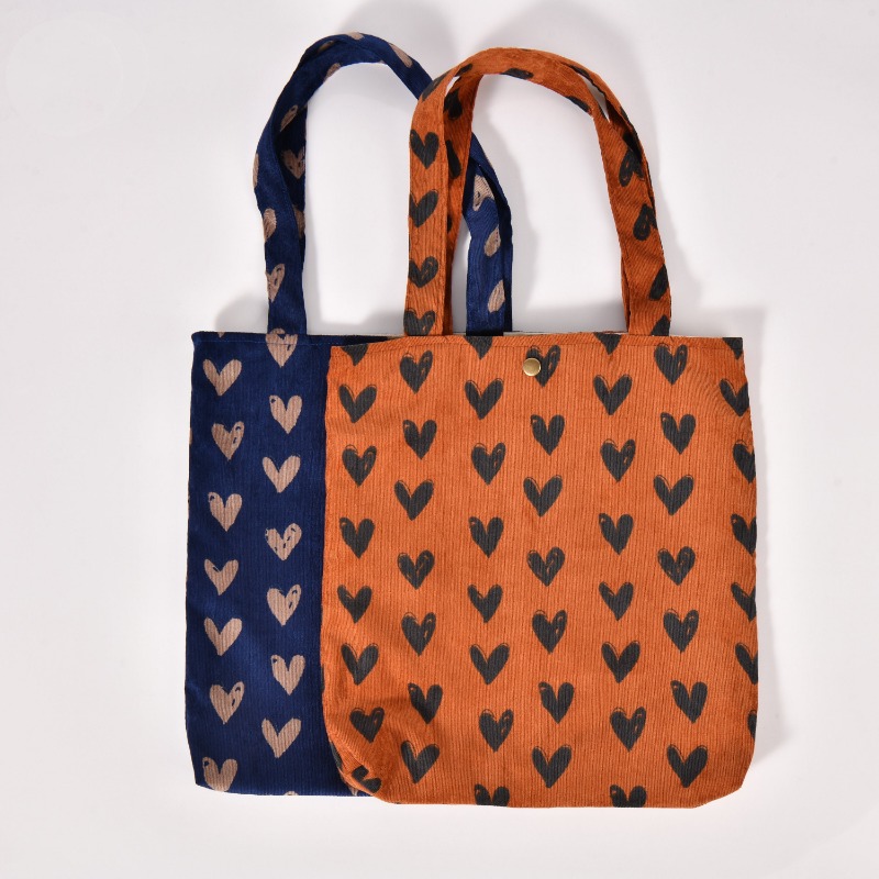 S heart tote bag large THEREDTHREAD