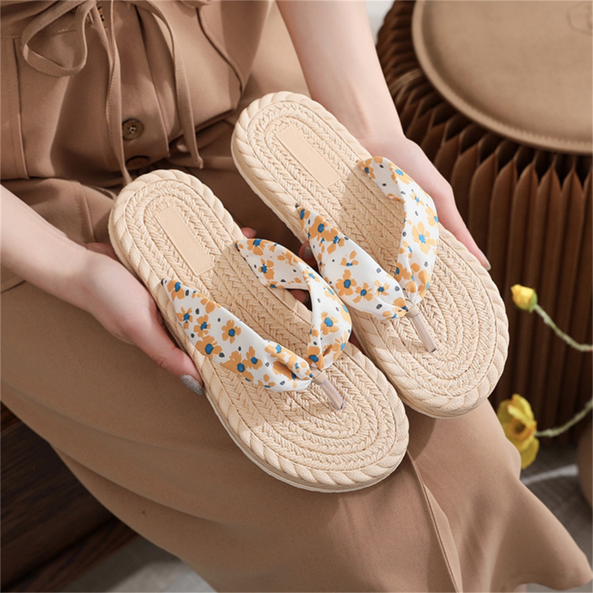 Women's Bohemian Floral Print Flip Flops Comfortable EVA Sole, Open Toe  Design, Lightweight Summer Beach Sandals for Women and Girls, Casual Wear