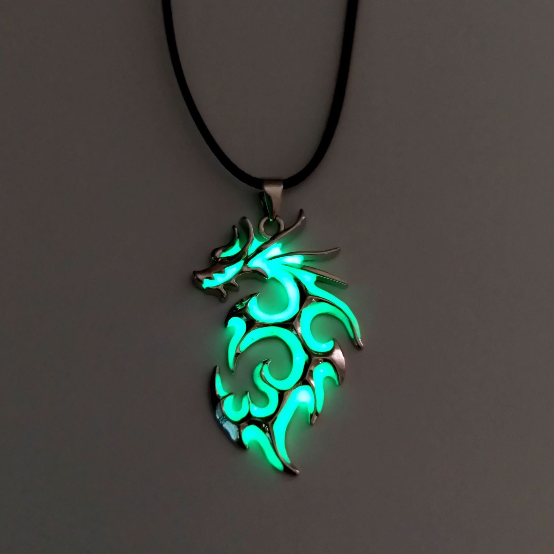 1pc Of Fashionable Luminous Necklace, A Cool Glowing Pendant Gift For Students, In 4 Colors, Suitable For Daily Wear, For Teenager