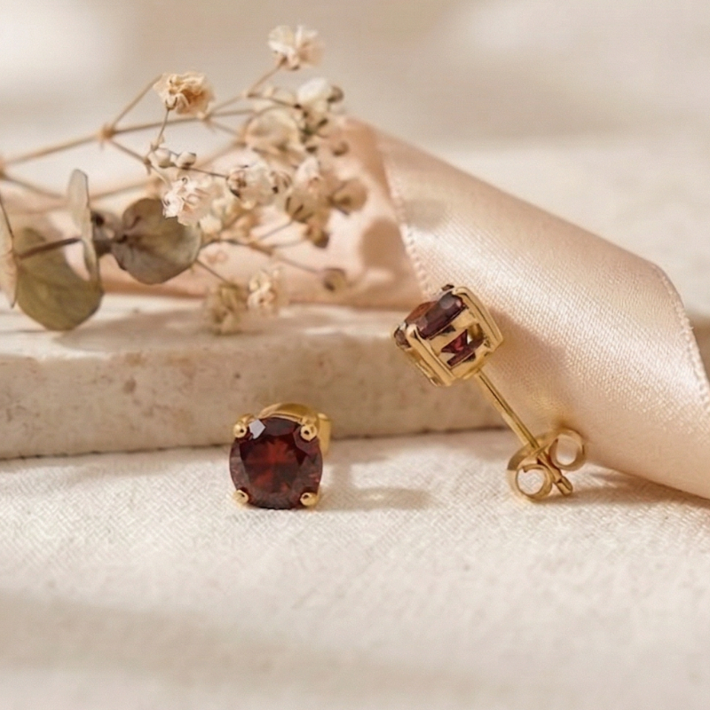 Women's Red Round Moissanite Golden Four-Claw Earrings