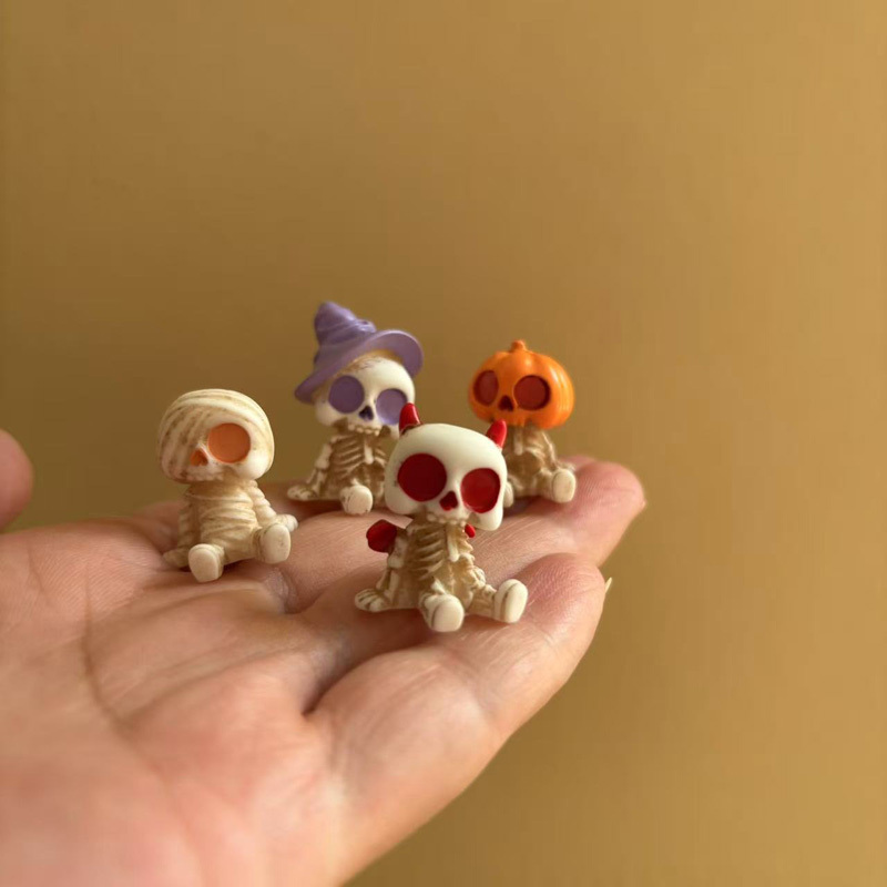 4pcs set   ghost model for dollhouse toy house miniature garden gnome scene decoration ornament car ornament jewelry decoration holiday gift