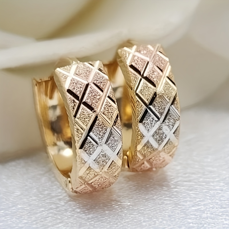TEMU Exquisite 3 Colors Rhombus Pattern Hoop Earrings For Women Casual Party Huggie Earrings Jewelry