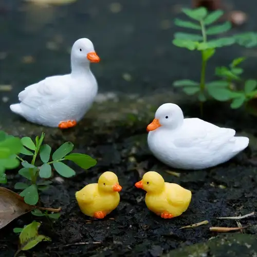 150-Piece Valentine’s Mini Resin Ducks – Tiny Duck Figures For Crafts, Dollhouses & Hiding