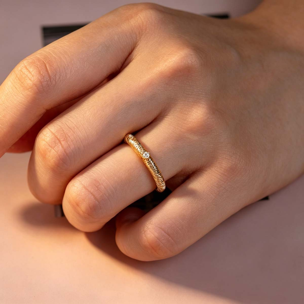 Textured Single Stone Open Ring for Women, Vintage Style