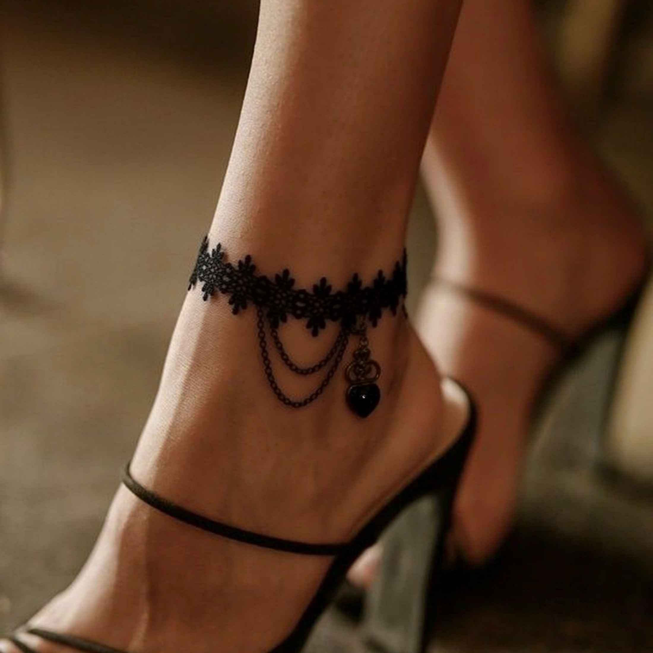 TEMU Gothic Style Foot Jewelry For Women Featuring A Black Lace Heart Charm Anklet With Chain Details, Perfect As A Gift For Parties And Nights Out