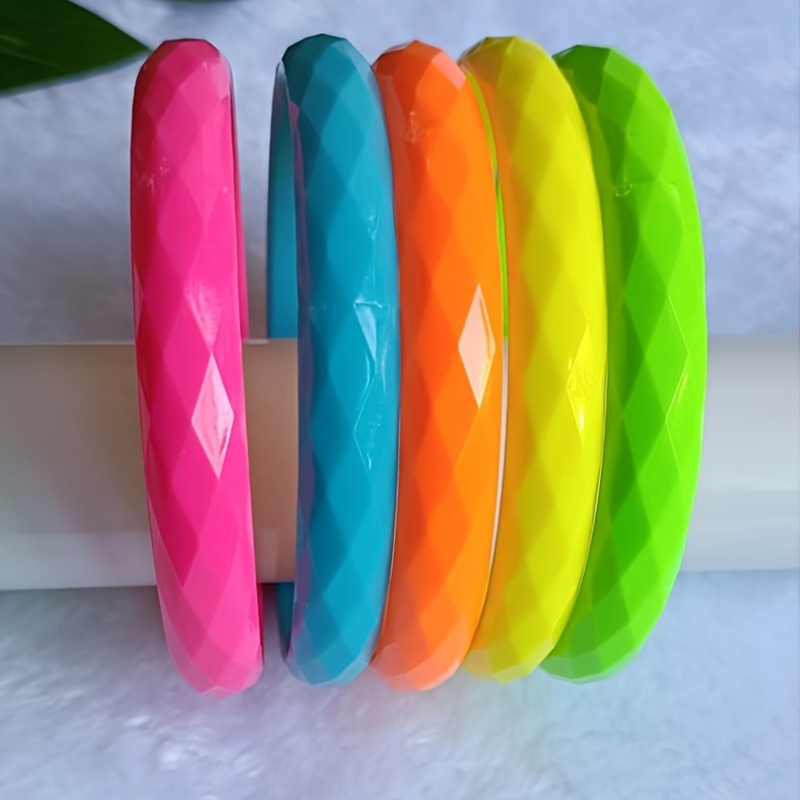 TEMU 5pcs Bohemian Colorful Acrylic Bracelet Set, Versatile Stackable Jewelry For Daily Wear, Parties, And Vacation Travel