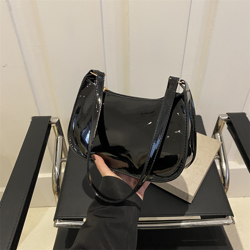 TEMU New Small Women's Bag 2026 Summer Vintage Handbag Underarm Bag Patent Solid Color Baguette Bag Fashionable And Versatile