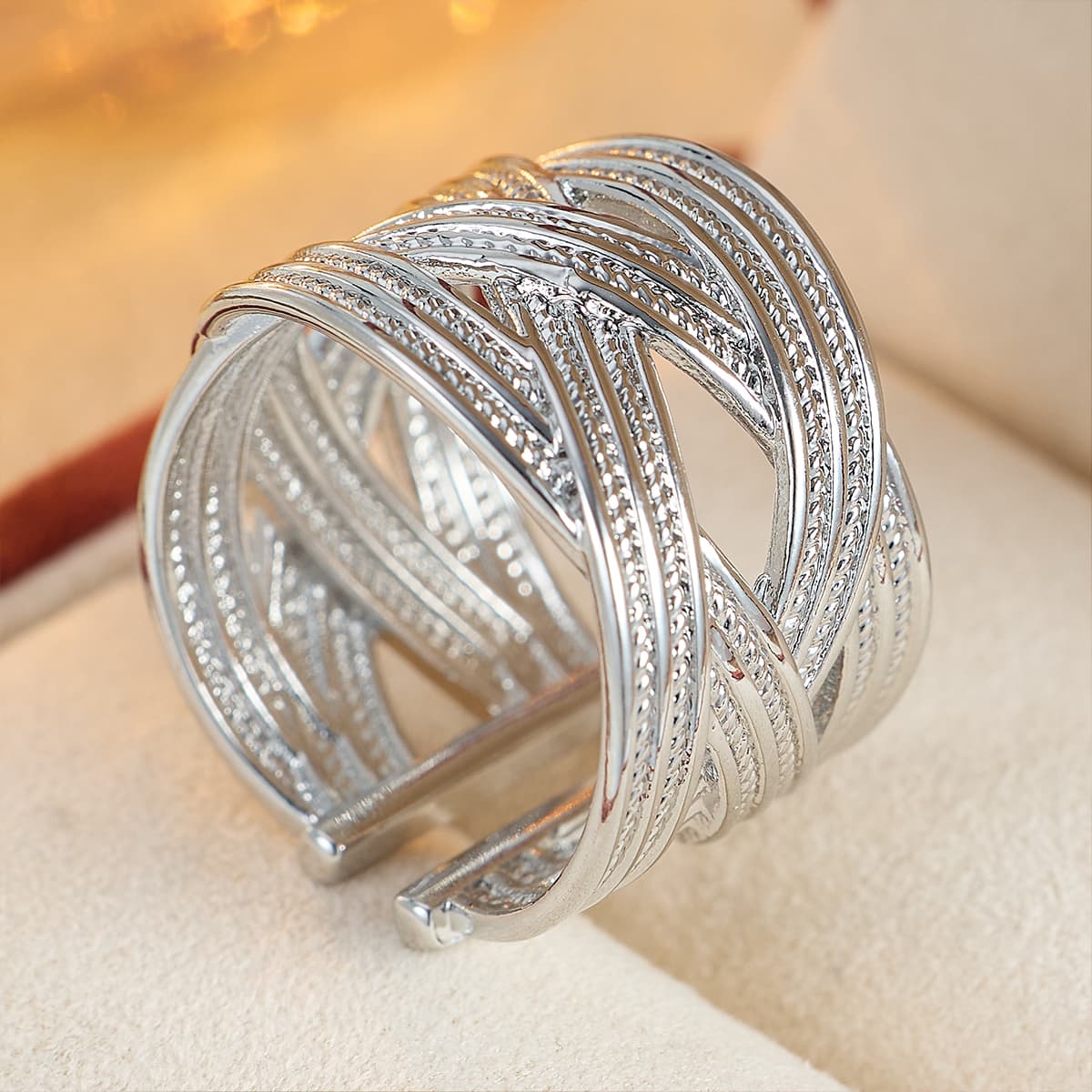 Unisex Twisted Wire Cross Open Ring, Artistic Style