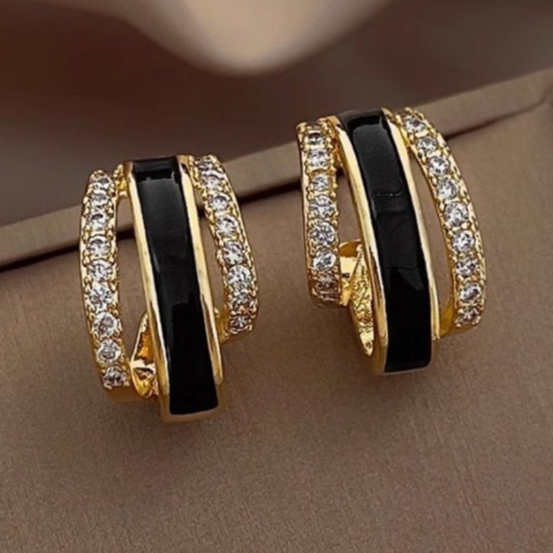 E-shop 1 Paar Exquisite Modische Goldene Ohrringe Schwarz Emaille C-förmige Ohrstecker für Frauen Tägliche Feier Party Unregelmäßiges Design Schmuck