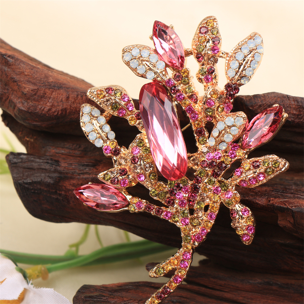 Baroque Luxury Brooch Pin - Openwork Flower Design