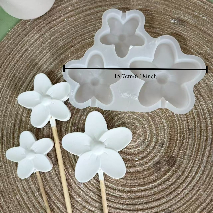 E-shop Dreifach verbundene Blumenform, große, mittlere und kleine Silikon-Form für Frühlingsblumen, Kerzenform, handgefertigte Heimdekoration,