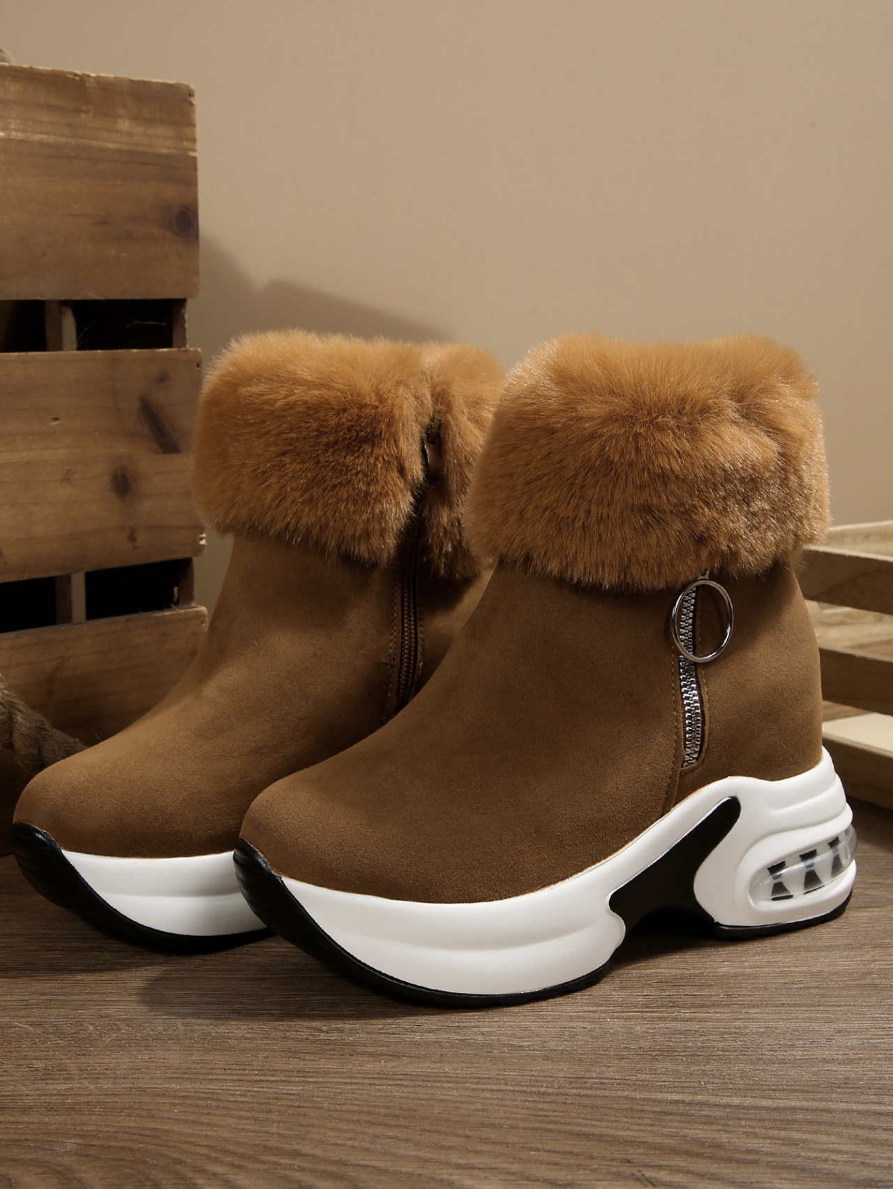 女士冬季保暖雪地靴，侧拉链设计，内衬抓绒 - 厚底坡跟，棕色/白色/黑色/灰色 - 防滑PVC鞋底，冷天、雪地及冰面缓震鞋垫 - 韩式冬季鞋，适合日常与正式装扮