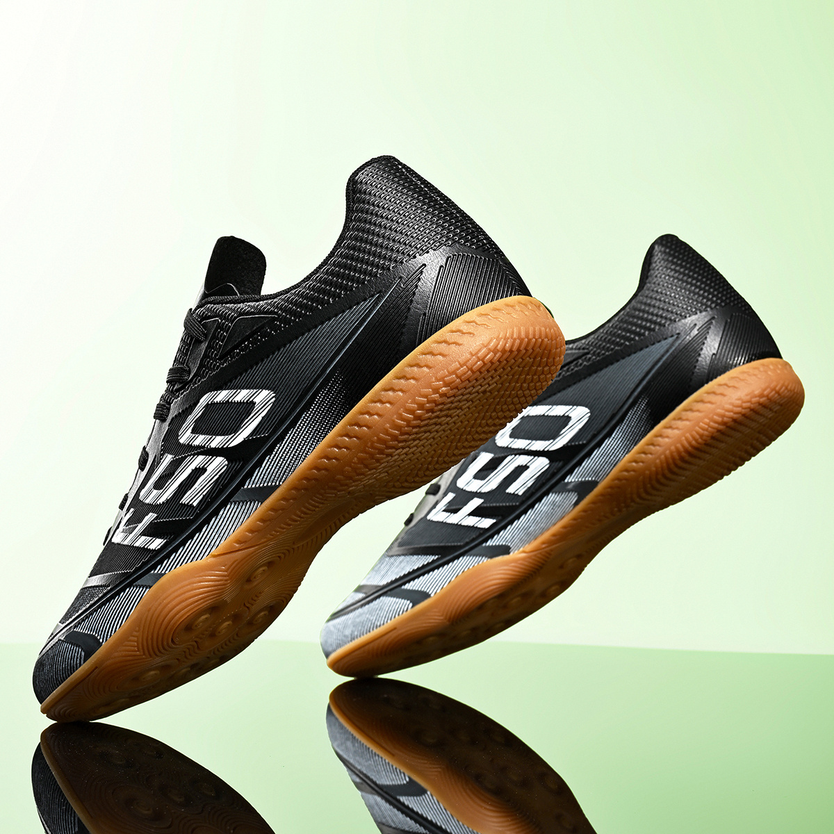 men's indoor soccer shoes near me