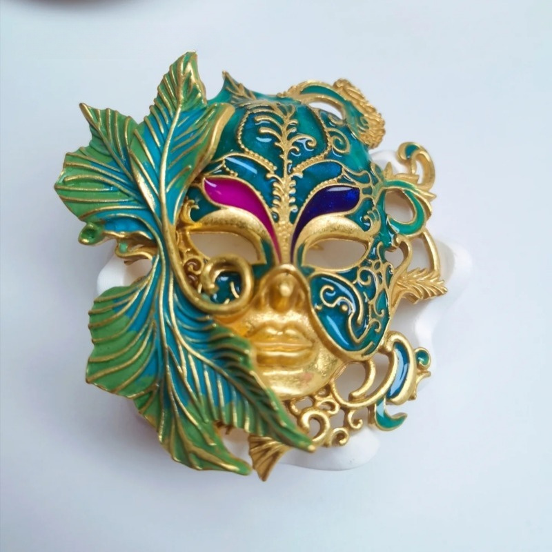 elegant vintage mask enamel brooch pin for   for evening parties special occasions details 2