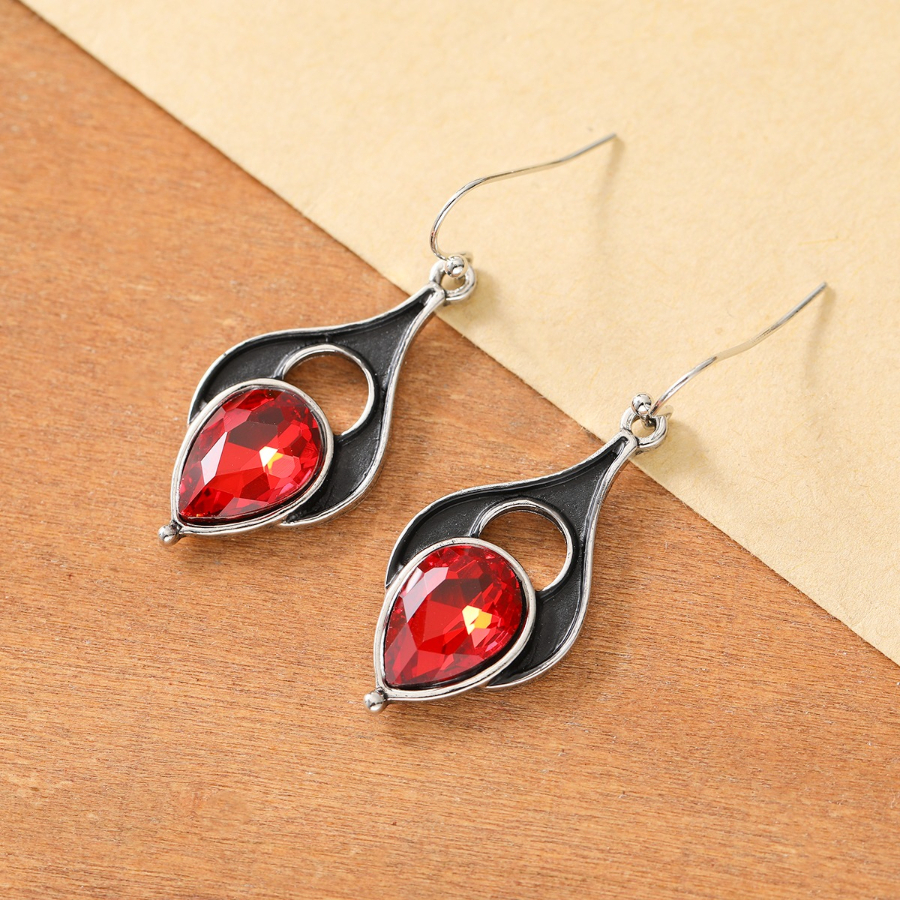 E-shop Vintage Elegante Anhänger-Ohrringe für Damen, mit rotem synthetischem Zirkonia einem durchbrochenen Tränen-Design. für den täglichen Casual-Look