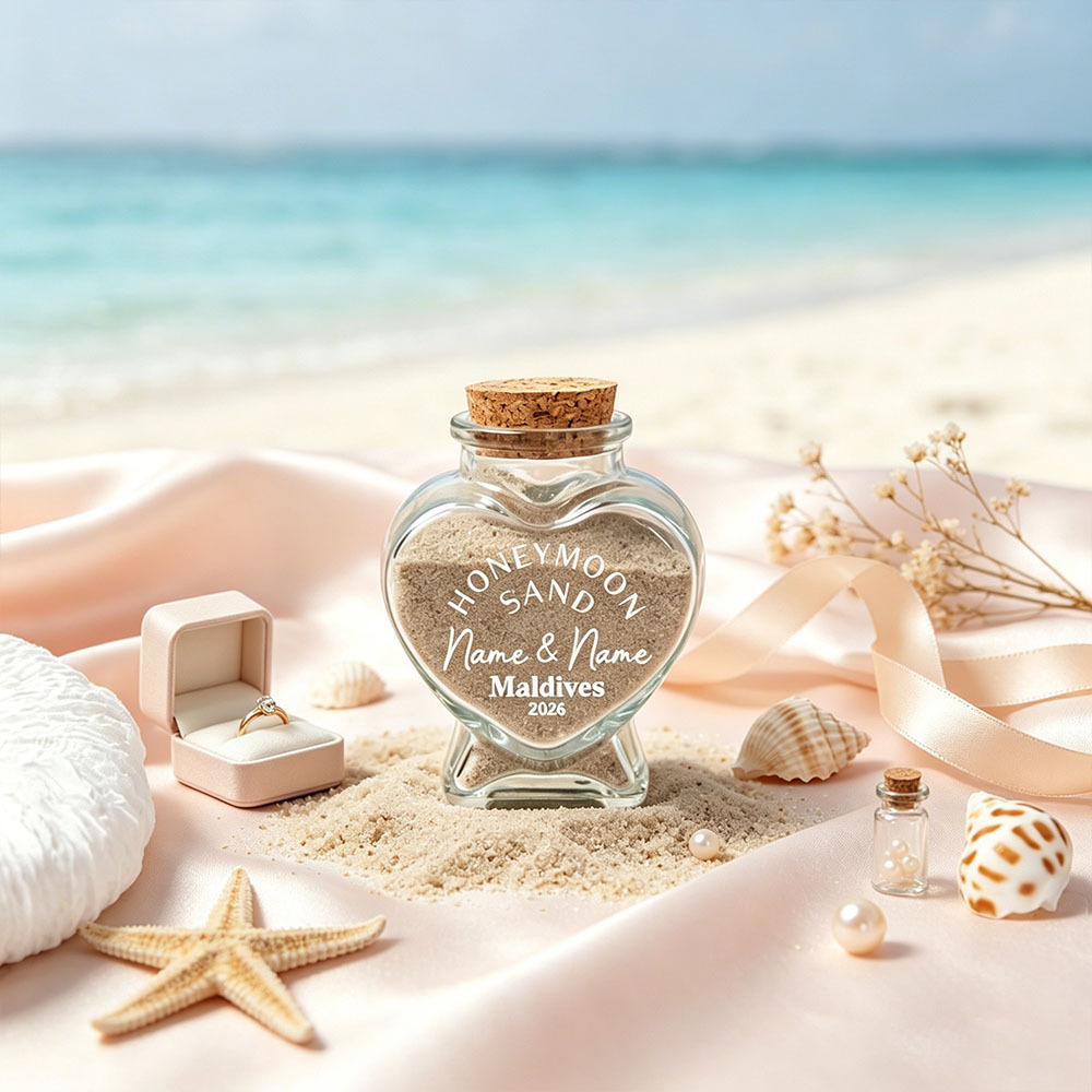 Image of 1pc Custom Honeymoon Heart Sand Bottle, Customizable Text Heart Bottle, Small Travel Sand Memory Bottle, Wedding Bride Gift, Romantic, Couple Beach Creative Gift, Beach Souvenir