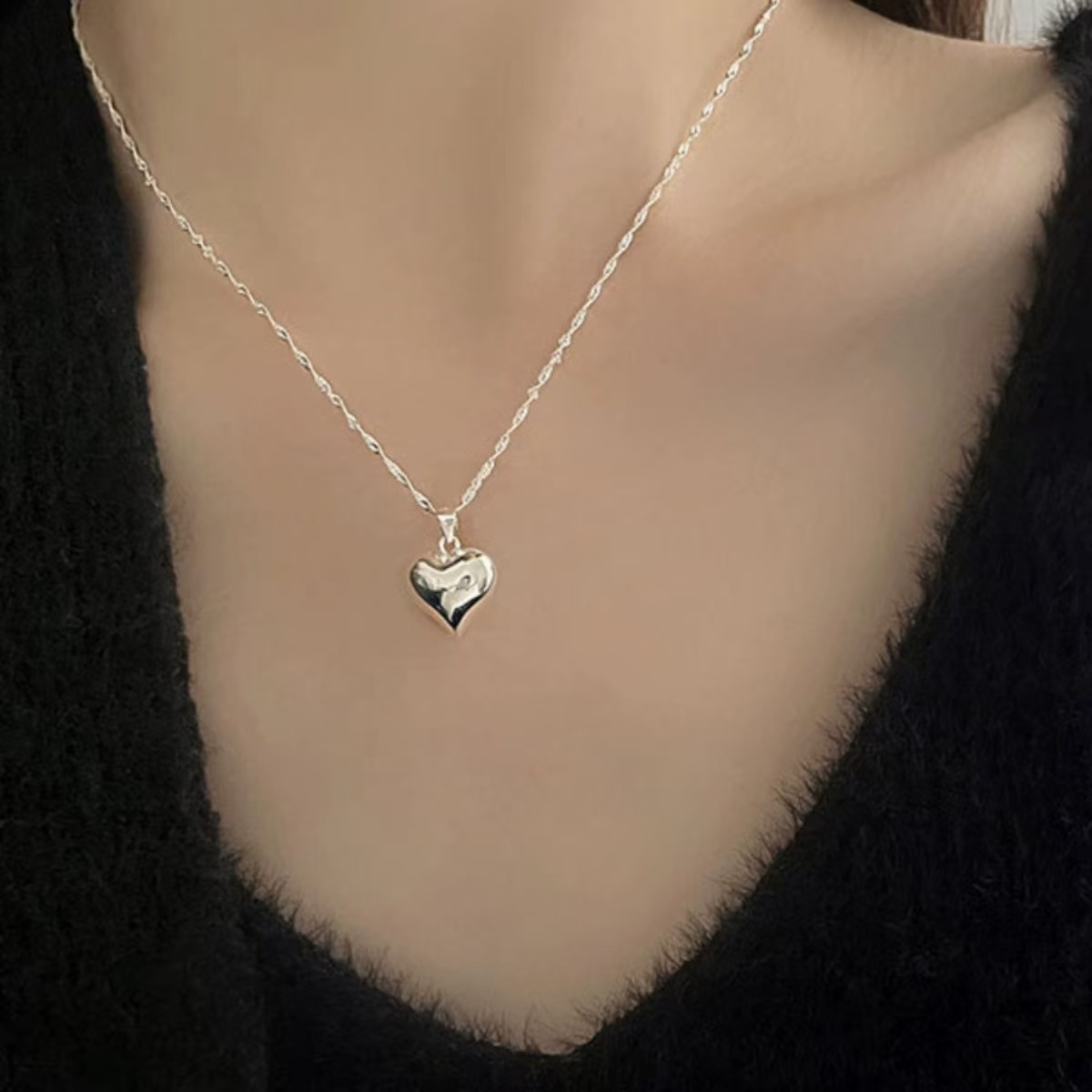 925 Silver Wave Chain Heart Pendant Necklace