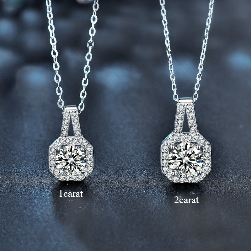 A 925 Silver Princess-cut Moissanite Pendant Necklace with a 1-2 Carat Stone, Featuring a Prong Setting. This Unisex Collarbone Chain Is Perfect as a Valentine's Day Gift for Men and Women, Couples, or as a Present for Weddings, Vacations, Dates