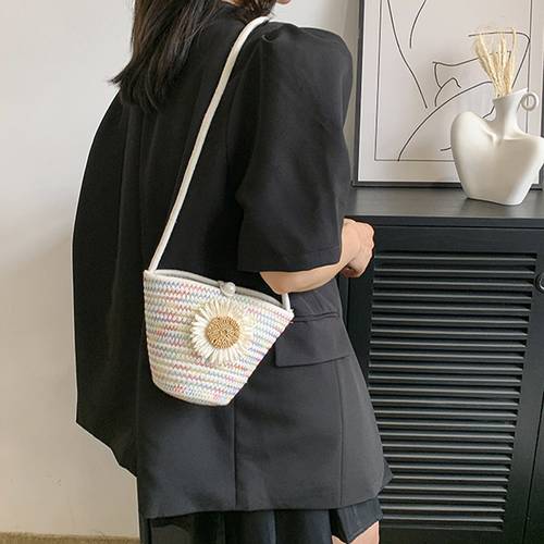 3d flower decor crossbody bag womens woven bucket bag for outdoor travel picnic