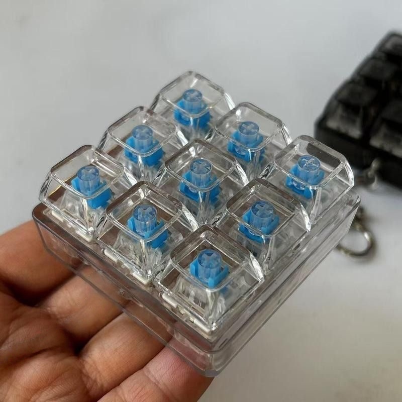 TEMU 1pc Novelty 9-key Transparent Relax Toy, Clear Finger Keychain, Portable Mechanical Keyboard Keycap Testing Tool, Rebound Sound From The Switch