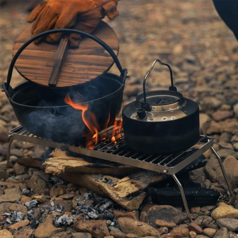 Portable Stainless Steel Camping Grill, Foldable BBQ Grill, Suitable for Outdoor Camping, Picnics, and Fishing, do not touch food