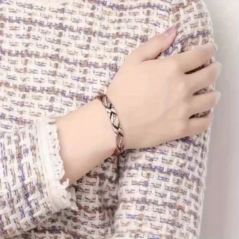 Leaf Bracelet Adjustable Size Unisex