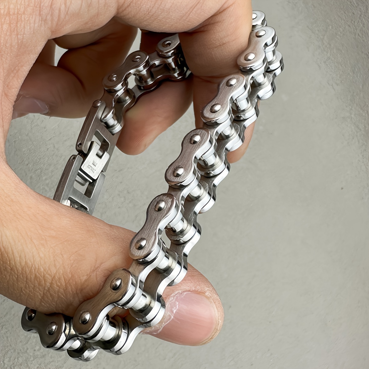 TEMU 1pc Men's Heavy-duty 304 Stainless Steel Motorcycle Chain Bracelet – Bohemian Style Rider Jewelry Gift, 304 Stainless Steel Chain With A Punk