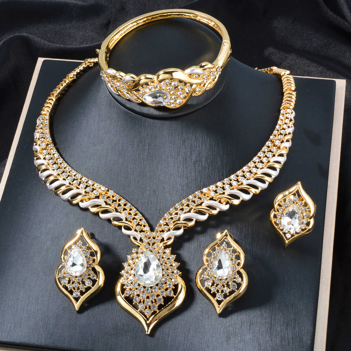 1 Set Elegant Copper Jewelry for Women - Luxury Teardrop Pendant Necklace, Bracelet, Ring, and Earrings with Synthetic Zirconia - Middle Eastern Style for Wedding, Party, Ramadan - All-Season Gift Set