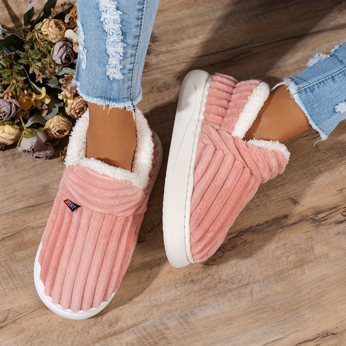 chaussures dintérieur dhiver pour femmes à semelle épaisse et doublure en peluche, style nouveau transfrontalier, chaussons pour hommes avec talon, chaussures pour femmes Détails du produit 23
