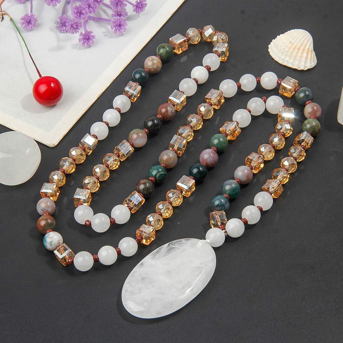 TEMU Vintage- Agate Beaded Necklace, Handcrafted With Exquisite Beading And A White Pendant. A Fashionable And Minimalist Accessory, A Delicate Piece