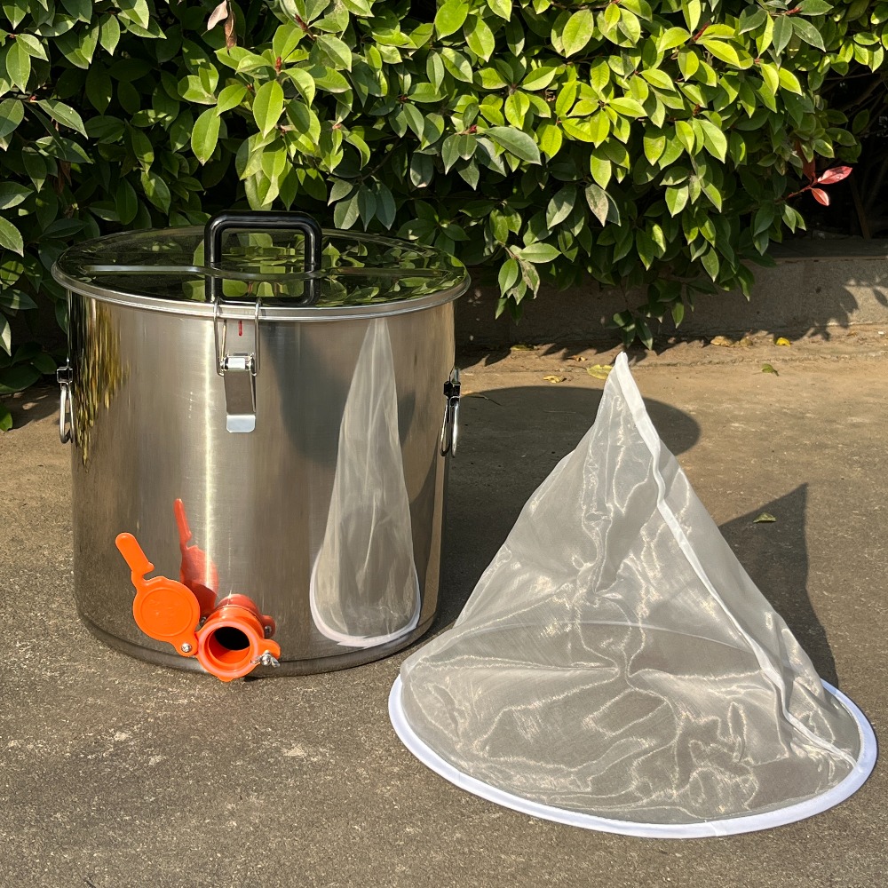 30l Stainless Steel Honey Container With .75-inch Precision Filter Screen, Durable And Leak-proof Multi-use Storage Set Featuring A Honey Flow Valve, Ideal For Beekeeping Honey Extraction And