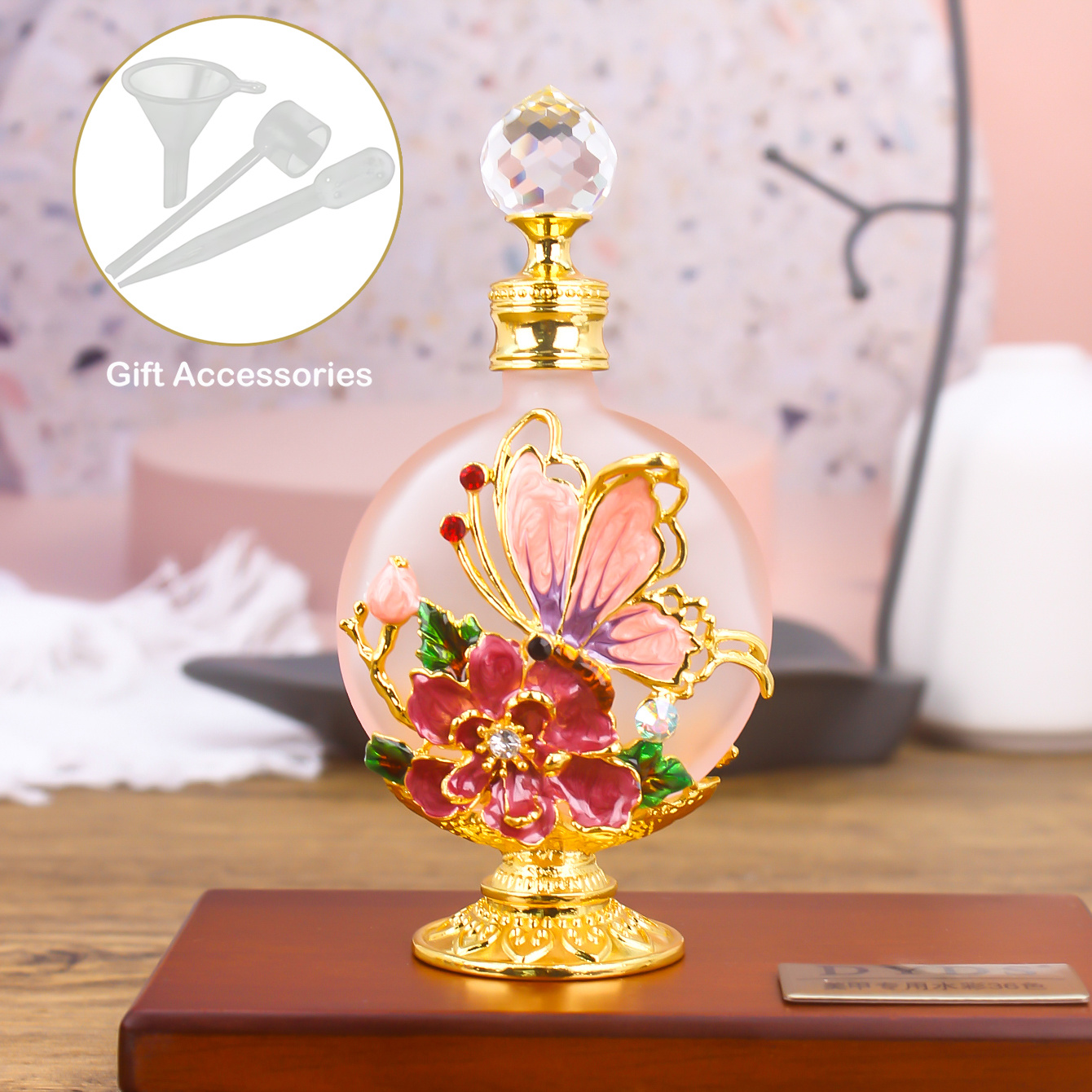 TEMU Flacon vintage de 30 ml avec papillon et rose gravés, récipient rechargeable, flacon portable pour huiles essentielles de soins personnels,