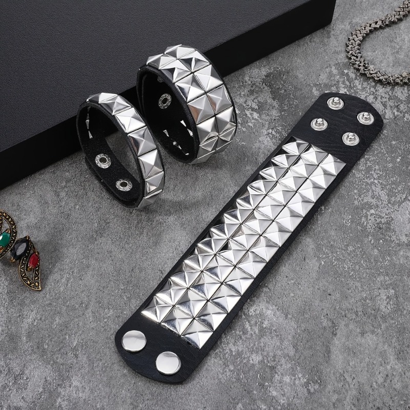 TEMU Set de 3 piezas Cobertura Total Letra Remache Pulsera Ancha Hot Girl Combinación Cool Adiciones