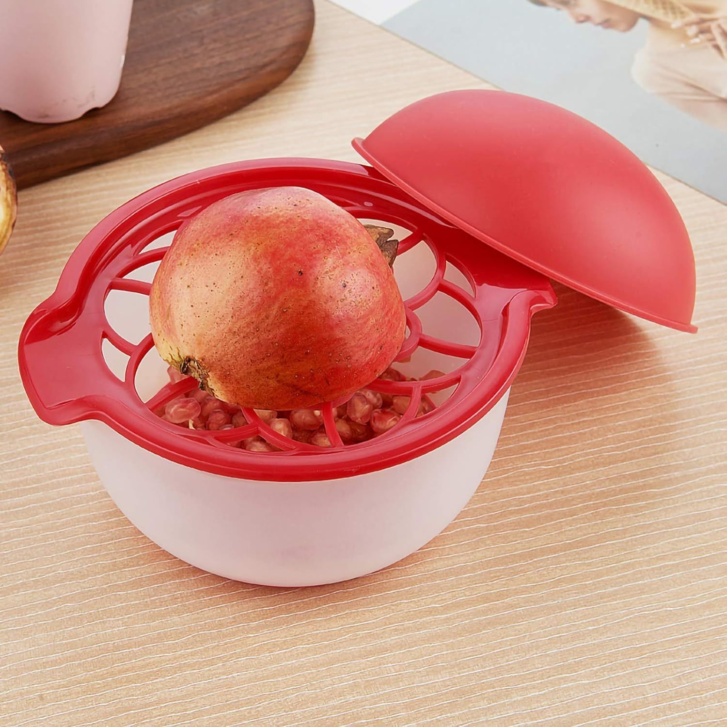 Silicone Pomegranate Peeler and Bowl Set, Food-Safe Plastic Pomegranate Deseeder, Easy Arils Removal Tool for Kitchen Use