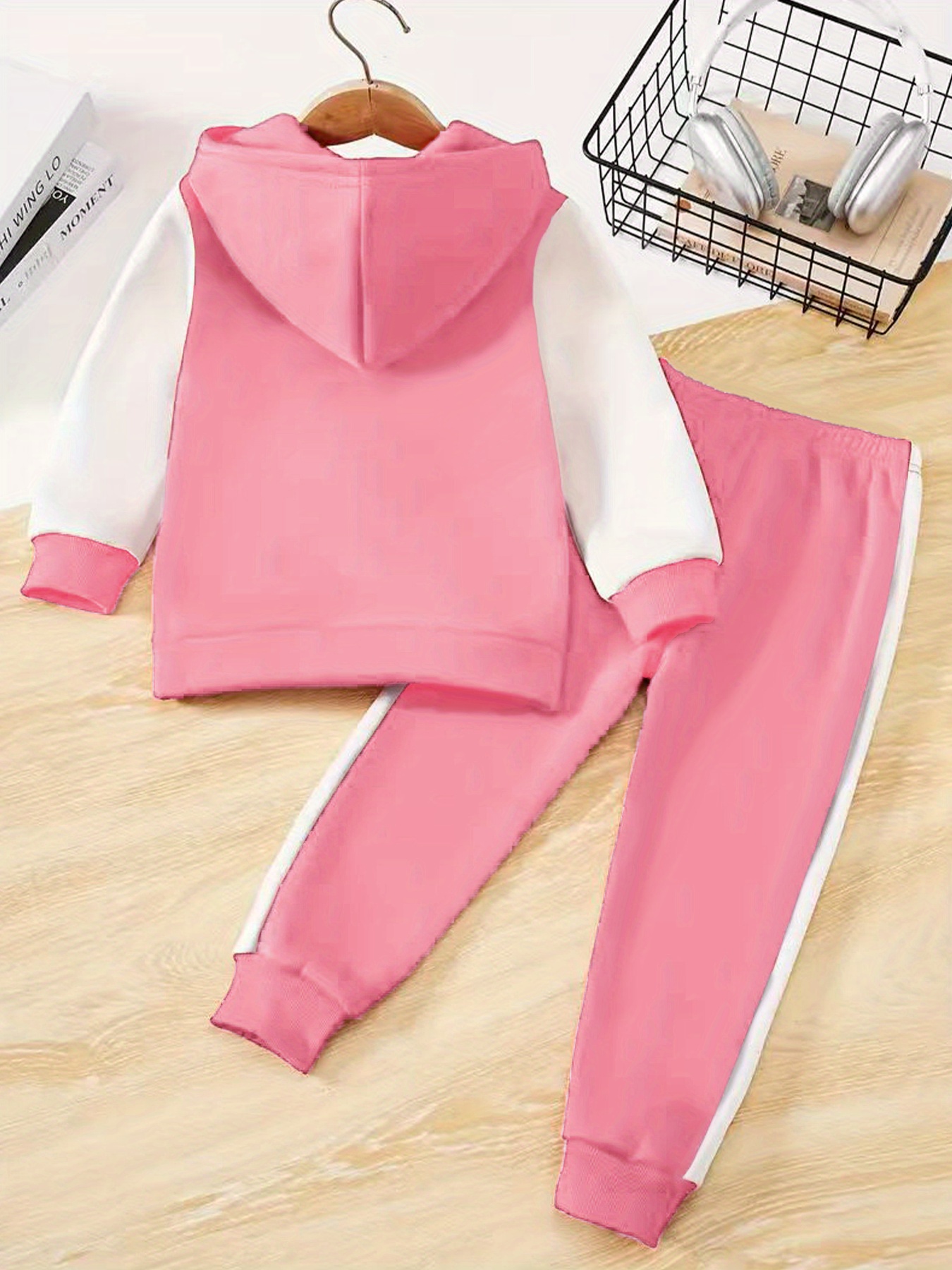 2pcs Cartoon Bow Girl Pattern Print Hooded Jacket and Sweatpants Set