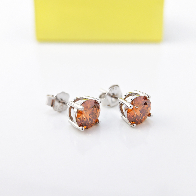 Men's/Women's 0.5/1/2 Carat Silver Moissanite Stud Earrings