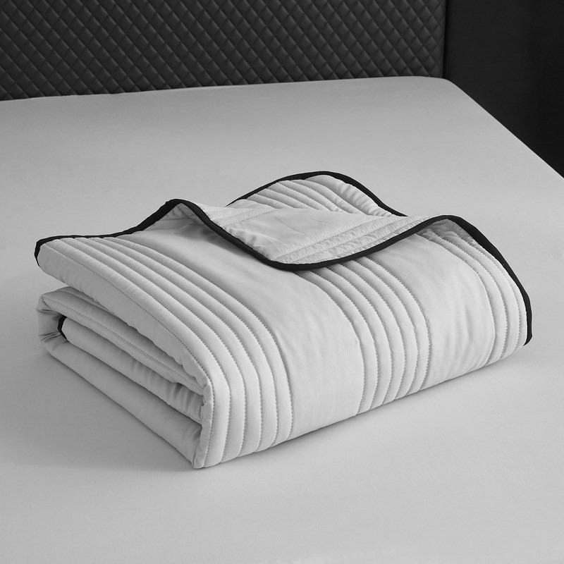 TEMU 79''*91''/ 200*230cm Cooling Blanket, Lightweight Quilt Set Solid Color With Black Trim, Thin Quilt Set For Bed Couch Sofa, All Essential With