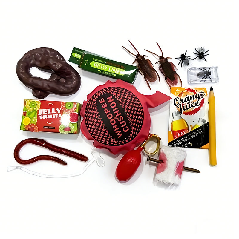 a diy prank gift box set containing realistic cockroaches - Temu