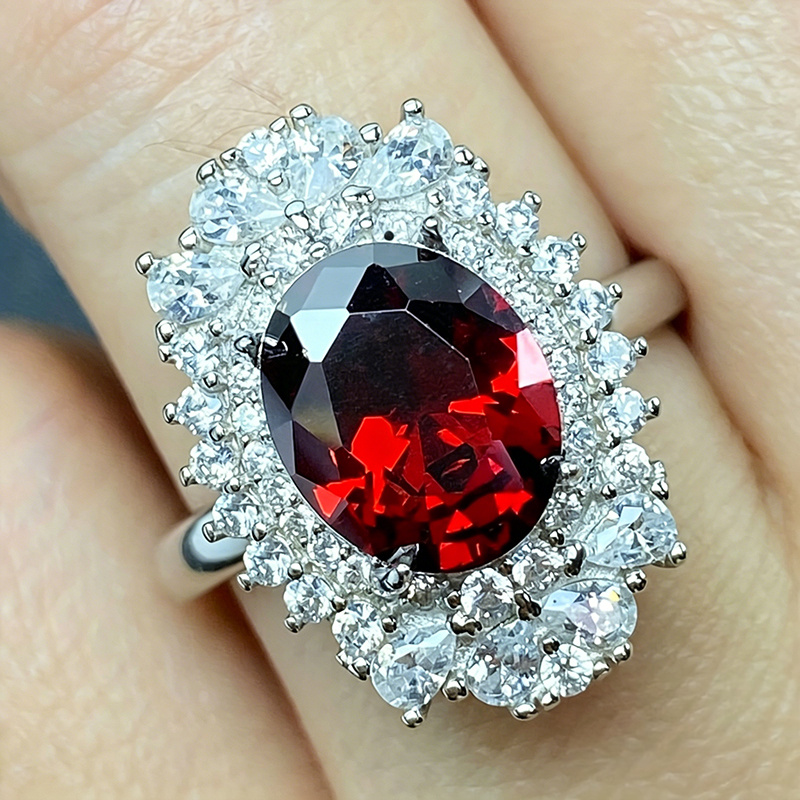 Vintage Luxury Oval Red Synthetic Cubic Zirconia Ring