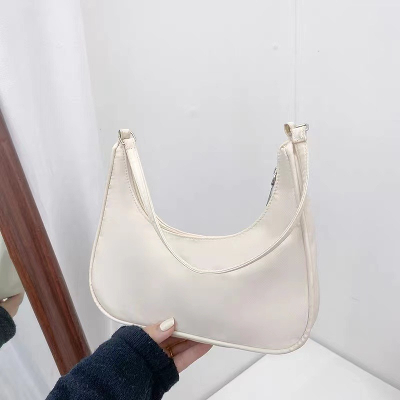 Women's Shoulder Bag, Affordable Crescent-shaped Handbag, Made Of Nylon, Zipper Closure, Fashionable And Versatile Ladies' Tote, Simple Underarm Purse For Phone And Wallet, Perfect Gift For Holidays